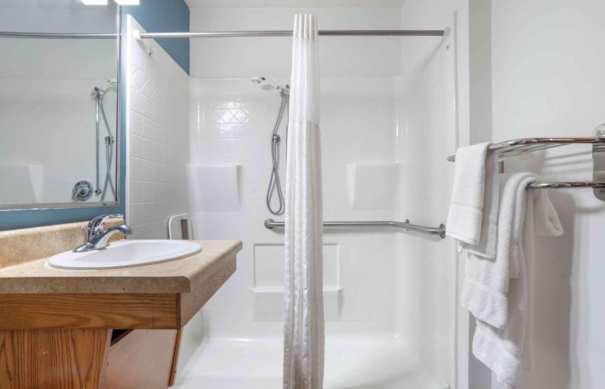 Extended Stay America Select Suites - Pensacola - Northeast Ferry Pass Esterno foto